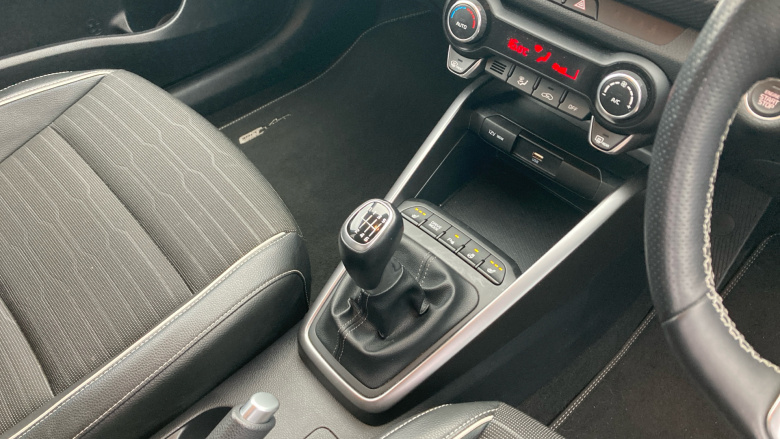 Kia Stonic 1.0T GDi 48V GT-Line S 5dr Petrol Estate